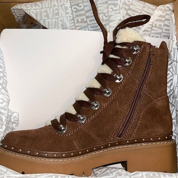 Steve Madden Woman’s Rainier Cognac Suede Leather Lace-Up Platform Ankle Boots - Picture 9 of 10